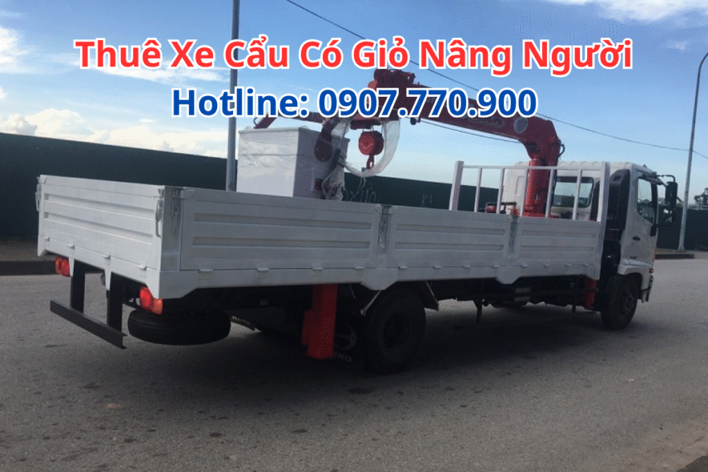 Thuê Xe Cẩu Có Giỏ Nâng Người